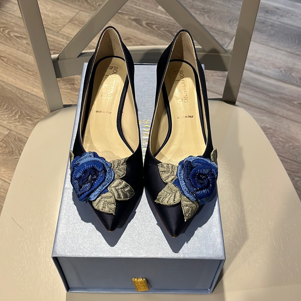 Something Bleu Bo Floral Pointed Toe Kitten Heel